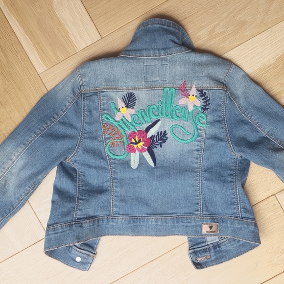 Girl Denim Embroidered Catimini Jacket, size 4T. - Picture 2 of 4